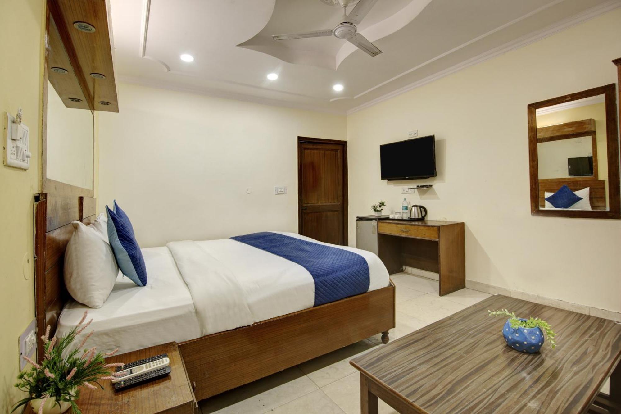 Hotel The Eden Park Noida Extérieur photo