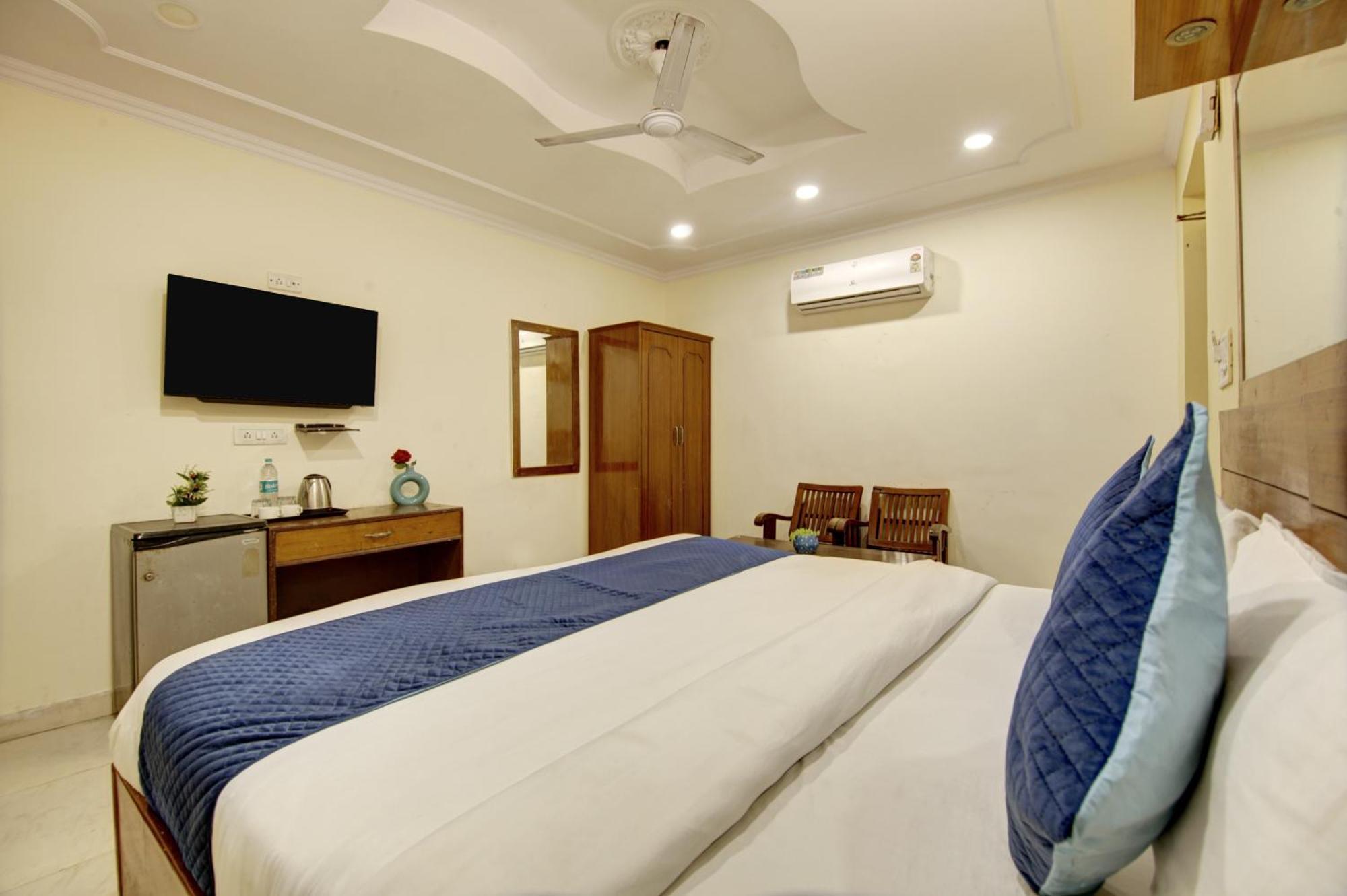 Hotel The Eden Park Noida Extérieur photo