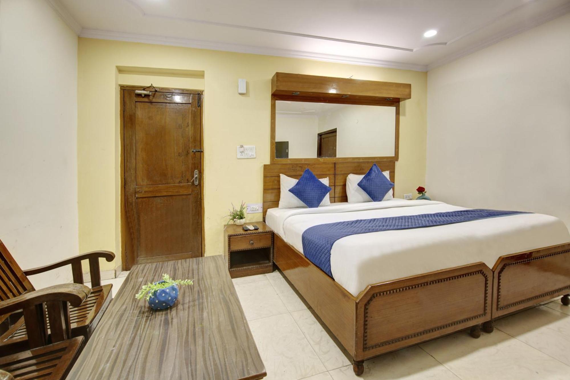 Hotel The Eden Park Noida Extérieur photo